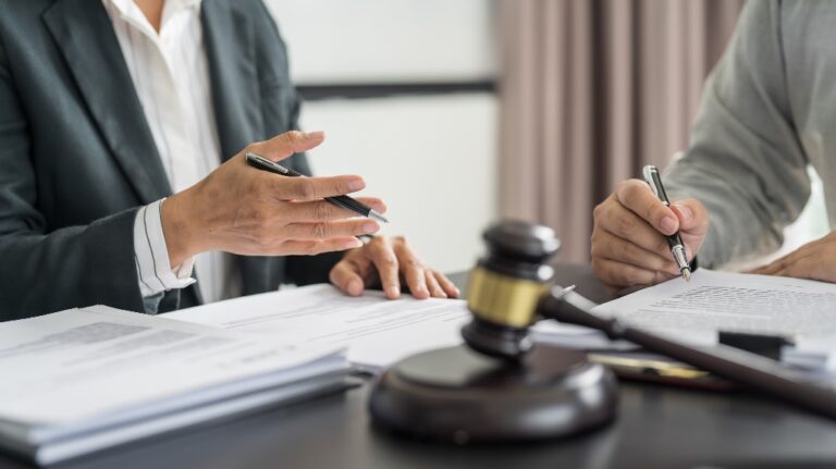 Lawyer is speaking with client